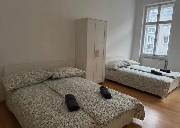 Cosy Long-term With Free Parking *